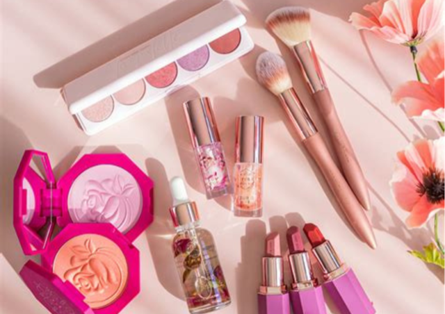 Lana sophia cosmetics